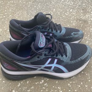 Asics Women’s running shoes